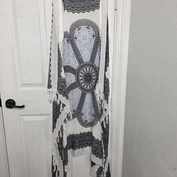 Duster Black and White Bohemian Patterned Duster With Tassels One Size - Picture 3 of 5
